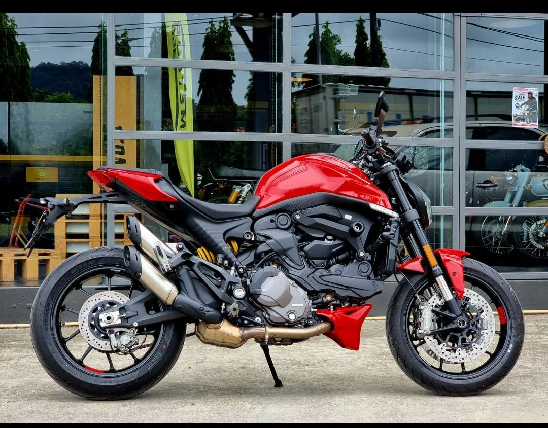 DUCATI MONSTER 937cc (1455) scooter