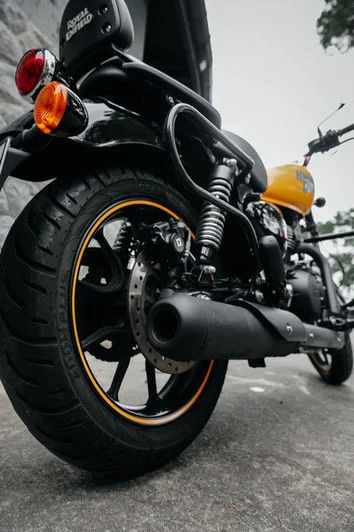 ROYAL ENFIELD 350 YELLOW (5437) scooter