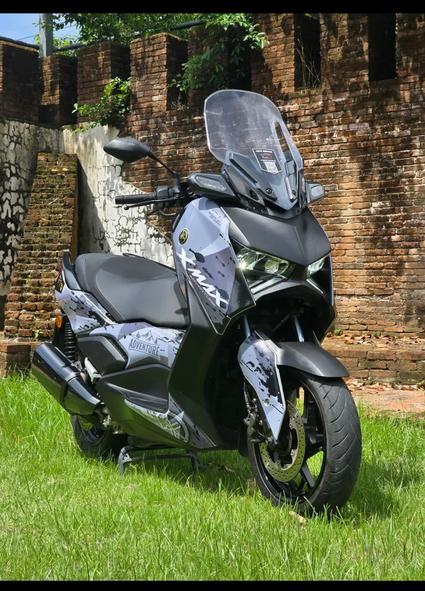 YAMAHA X-MAX (278) scooter